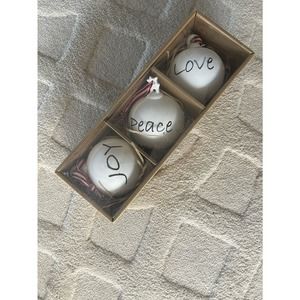 Round Porcelain Christmas Tree Ornaments